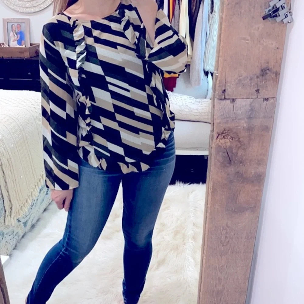 Entro boho top size small - Picture 2 of 7